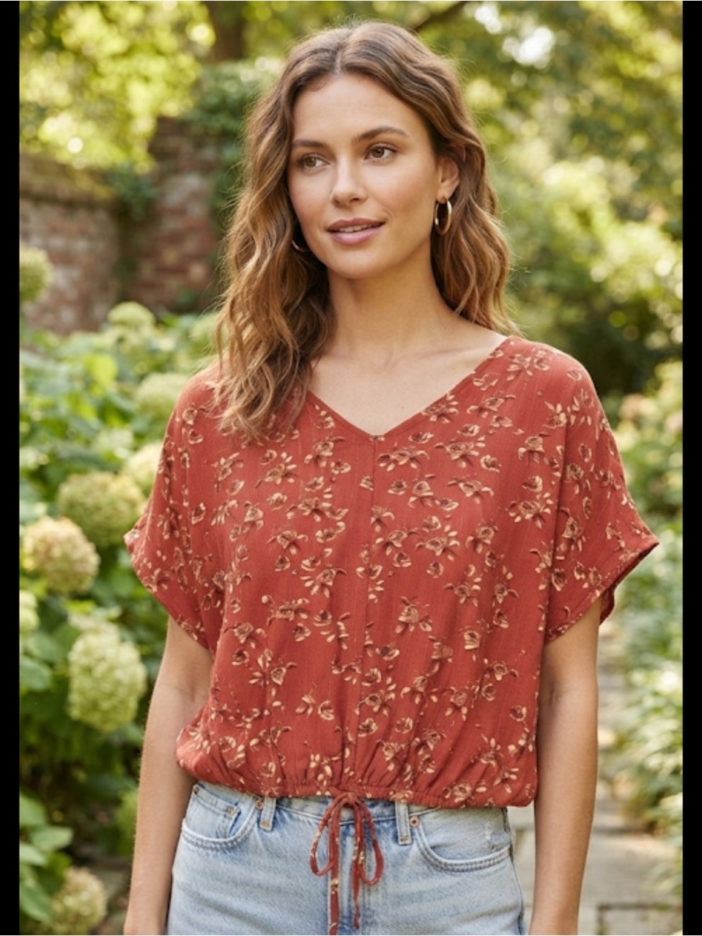 Como Blu Rust Orange Floral Shimmery V-Neck Gathered Waist Blouse Size L